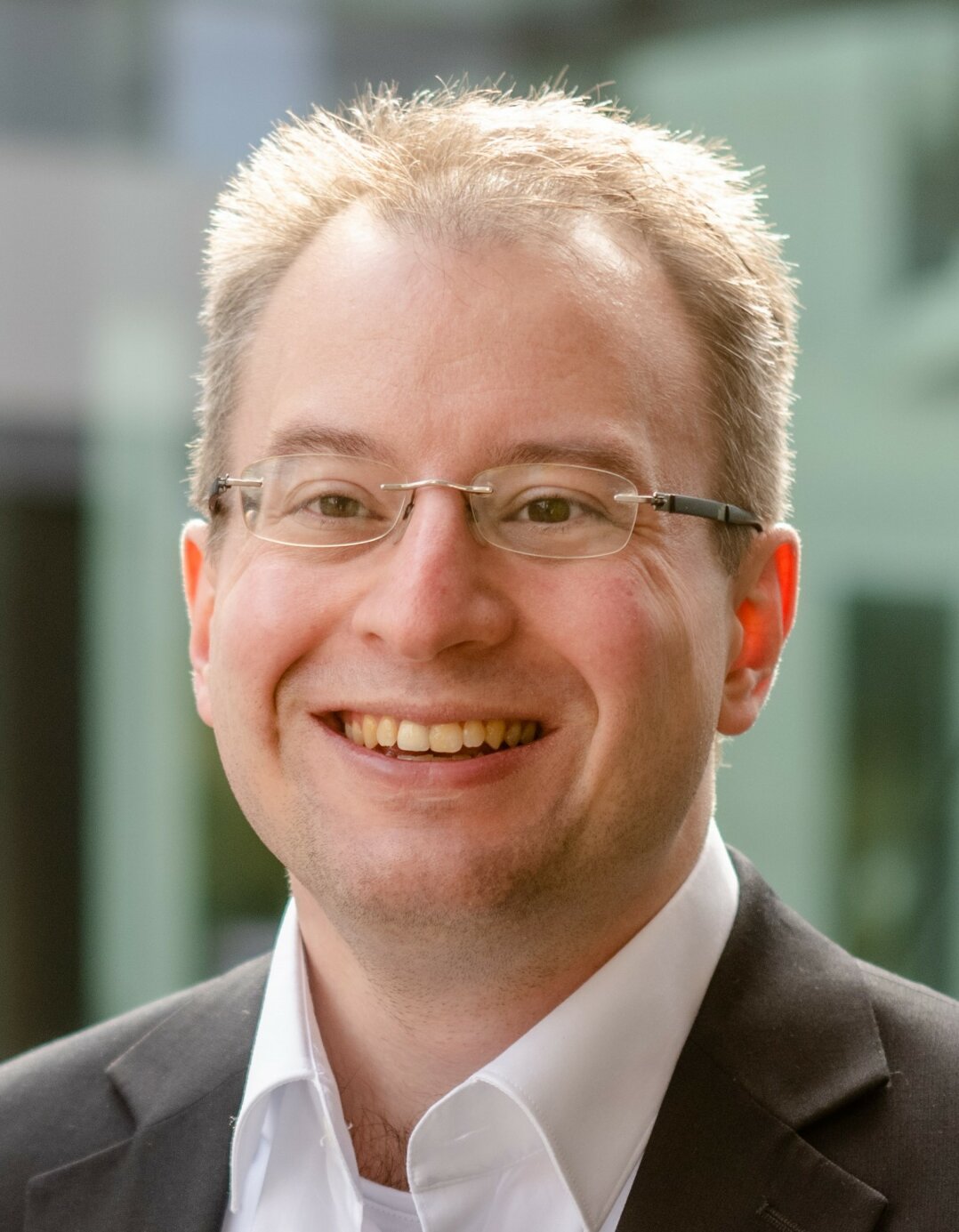 Profile of Prof. Dr. Dirk Scheele