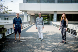 Dr. Carlos Gomes, Prof. Dr. Nikolai Axmacher und Anne Bierbrauer (von links) kooperierten für die Studie. (c) RUB/Marquard